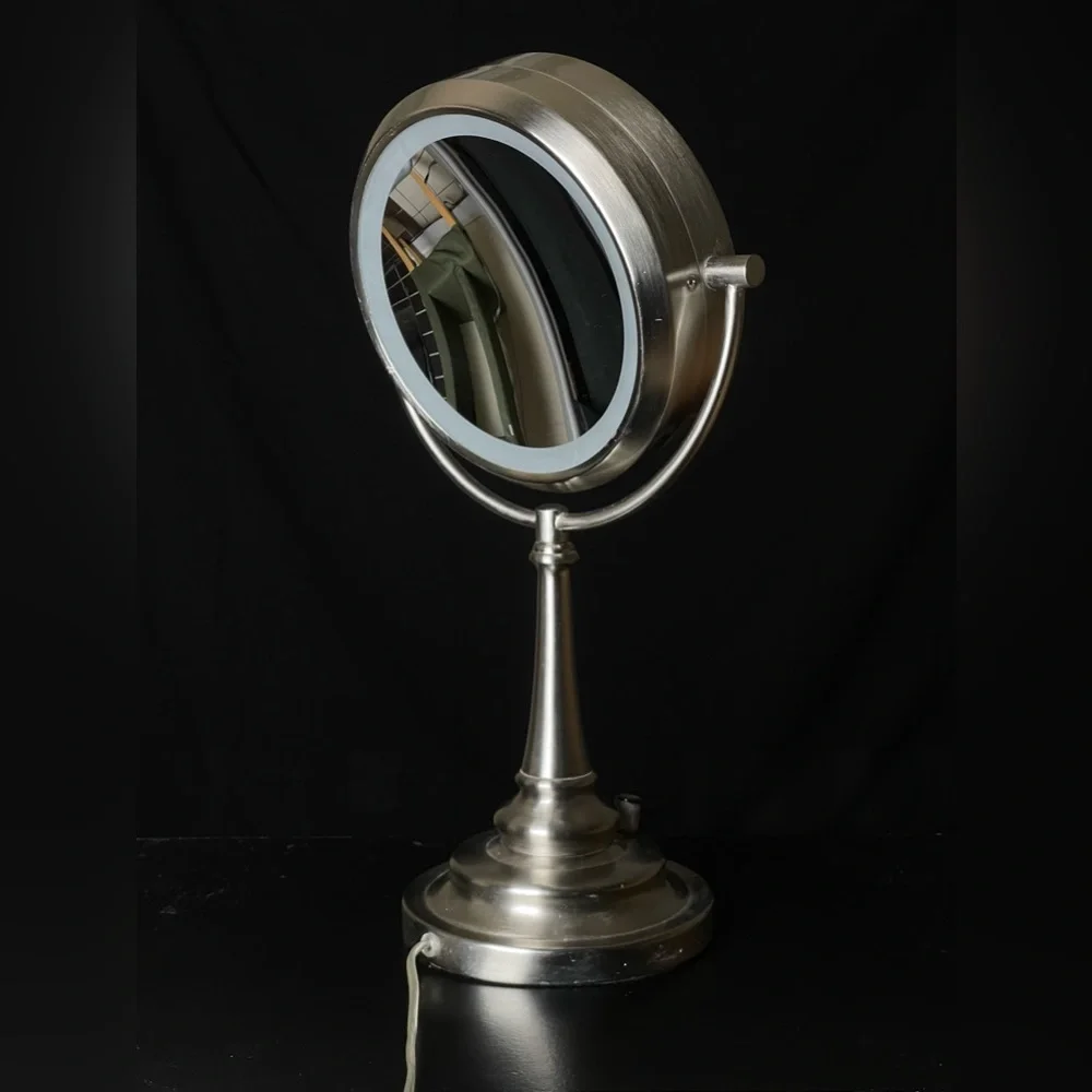 Magnifying Cosmetic Mirror LED Makeup Mirror Double Sided 1x 10x